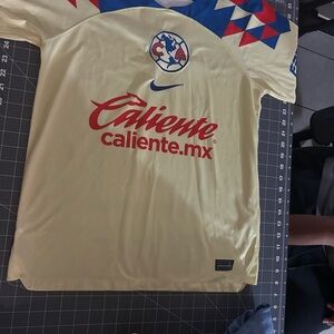 Nike Cream and Blue Men's Geometric Jersey